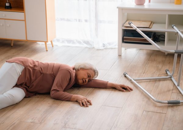Senior,Patient,Falling,On,The,Ground,Floor,At,Home,,Asian Senior,Patient,Falling,On,The,Ground,Floor,At,Home,,Asian